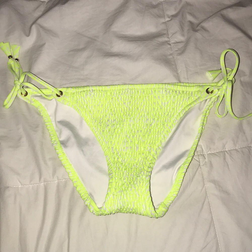 Victoria’s Secret bathing suit bottoms